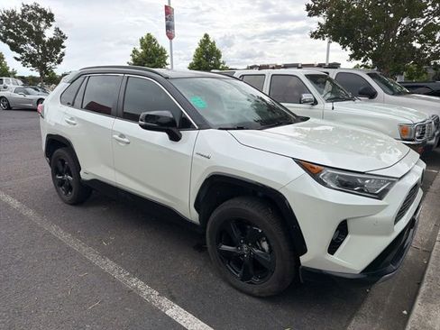 Used 2021 Toyota RAV4 XSE AWD/4WD image 1
