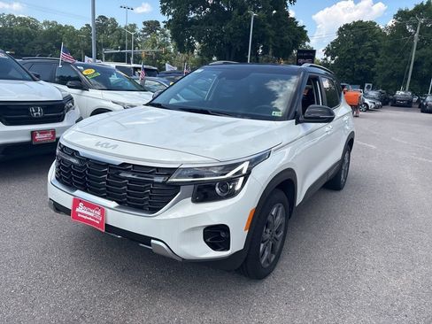 Used 2024 Kia Seltos SX AWD/4WD image 5