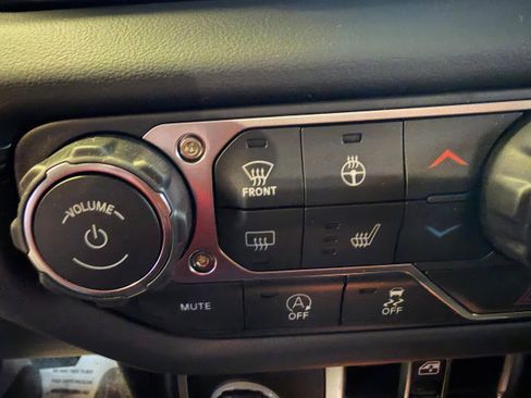 New 2026 Jeep Wrangler Unlimited Rubicon w/ Xtreme 35 Tire Package image 11