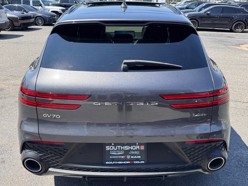 Used 2023 Genesis GV70 2.5T w/ Sport Prestige Package AWD/4WD image 6