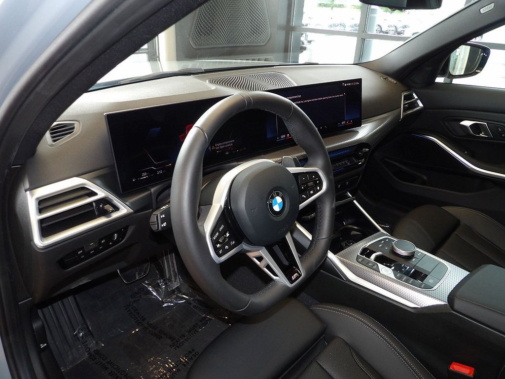 Used 2026 BMW 330i xDrive Sedan w/ M Sport Package AWD/4WD image 25