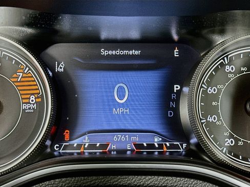 Used 2022 Jeep Cherokee Limited w/ Elite Package image 12