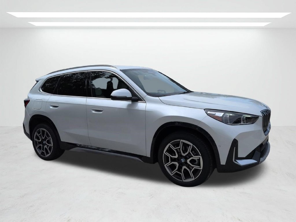 New 2027 BMW X1 xDrive28i AWD/4WD image 2