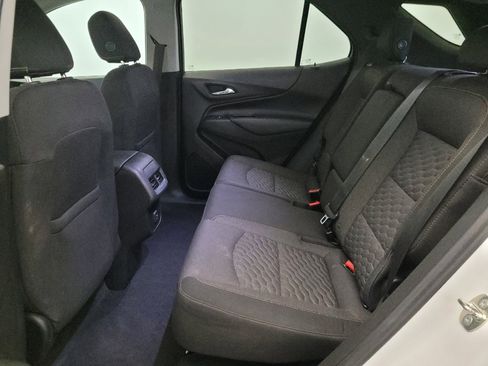 Used 2019 Chevrolet Equinox LT FWD image 18