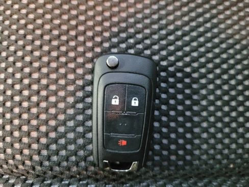 Used 2016 Chevrolet Equinox LS w/ LPO, Protection Package FWD image 32