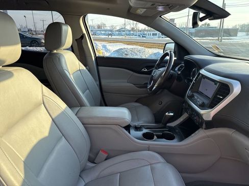 Used 2019 GMC Acadia SLT image 40
