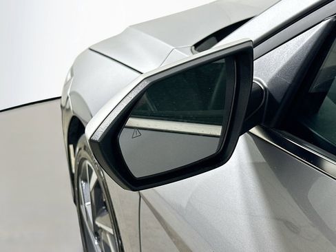 Used 2025 Hyundai Elantra SEL FWD image 36