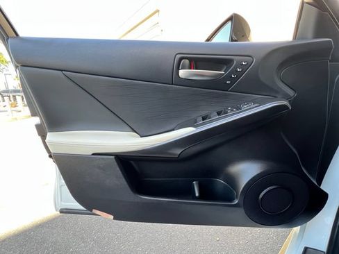 Used 2023 Lexus IS 350 F Sport w/ Memory Package RWD image 34