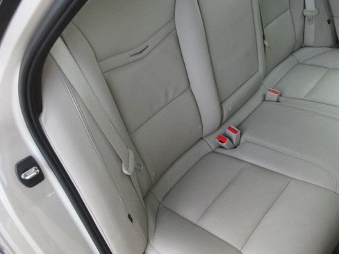 Used 2014 Cadillac XTS image 21