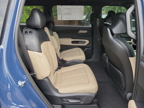 New 2027 Kia Telluride EX FWD image 12