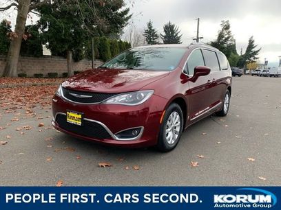 Used 2018 Chrysler Pacifica Touring-L