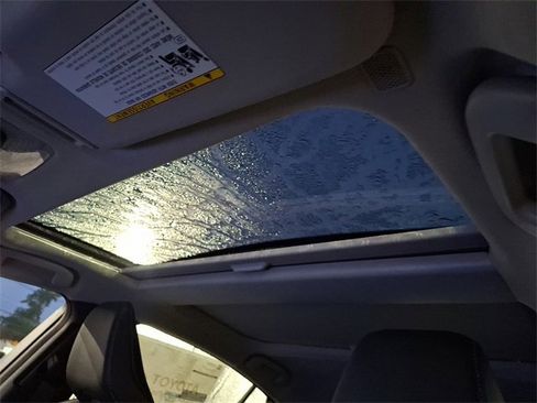 New 2026 Toyota Prius XLE image 9