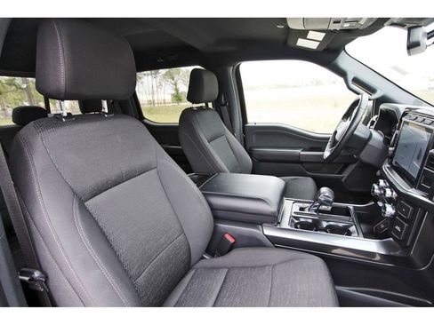 Certified 2022 Ford F150 XLT w/ Equipment Group 302A High image 28