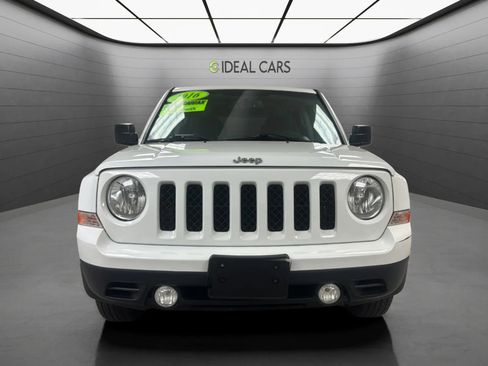 Used 2016 Jeep Patriot Sport w/ Power Value Group FWD image 2