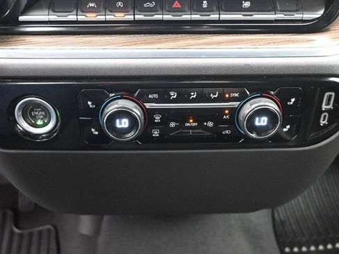 Used 2023 Chevrolet Silverado 1500 LT AWD/4WD image 20