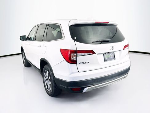 Used 2021 Honda Pilot EX image 5