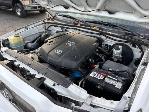 Used 2009 Toyota Tacoma PreRunner image 27
