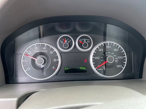 Used 2009 Ford Fusion SEL image 19