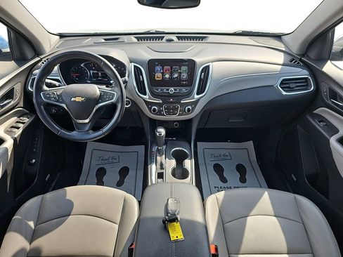 Used 2018 Chevrolet Equinox Premier image 12
