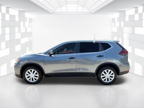 Used 2020 Nissan Rogue S FWD image 4