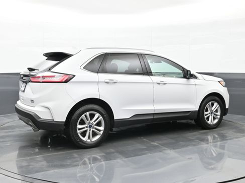 Used 2020 Ford Edge SEL image 8