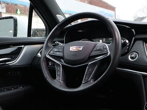 Used 2021 Cadillac XT5 Premium Luxury image 47