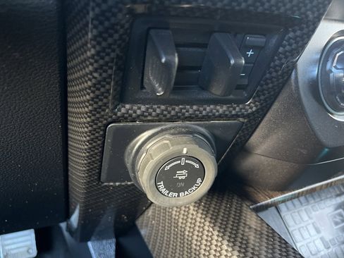 Used 2021 Ford F250 Lariat w/ Lariat Ultimate Package image 44