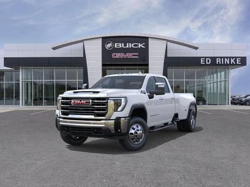 New 2026 GMC Sierra 3500 SLT w/ SLT Premium Package image 8