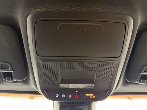 Used 2025 Chevrolet Equinox ACTIV w/ Safety and Technology Package AWD/4WD image 16