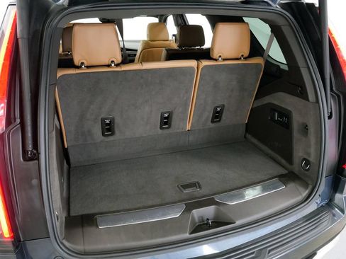 Used 2021 Cadillac Escalade Premium Luxury w/ Driver Assist Tech Package AWD/4WD image 37
