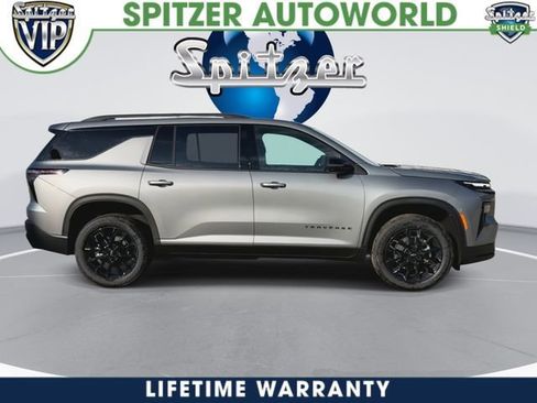 New 2026 Chevrolet Traverse LT w/ Midnight/Sport Edition AWD/4WD image 9