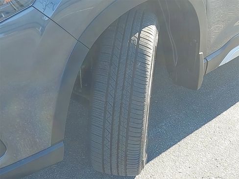 Used 2023 Subaru Forester Touring image 33