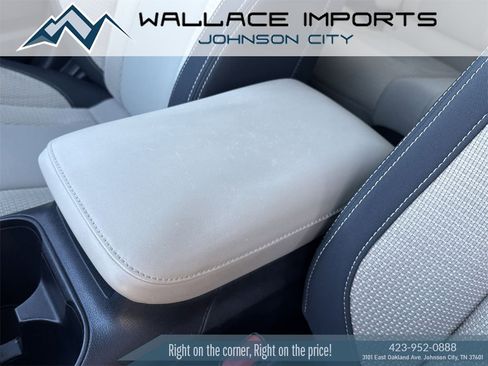 Used 2020 Subaru Outback Premium image 19