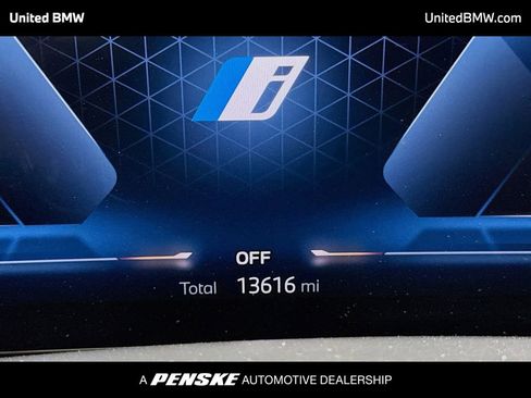 Used 2025 BMW X5 xDrive50e image 7