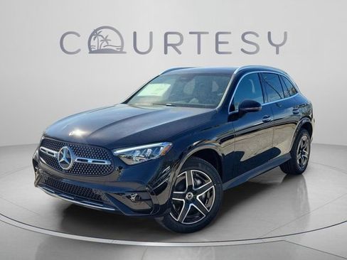 Certified 2026 Mercedes-Benz GLC 300 image 1