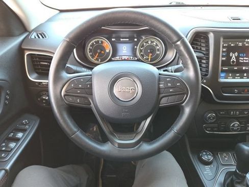 Used 2019 Jeep Cherokee Trailhawk AWD/4WD image 58