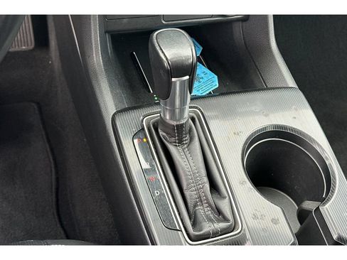 Used 2022 Honda Civic Touring image 23