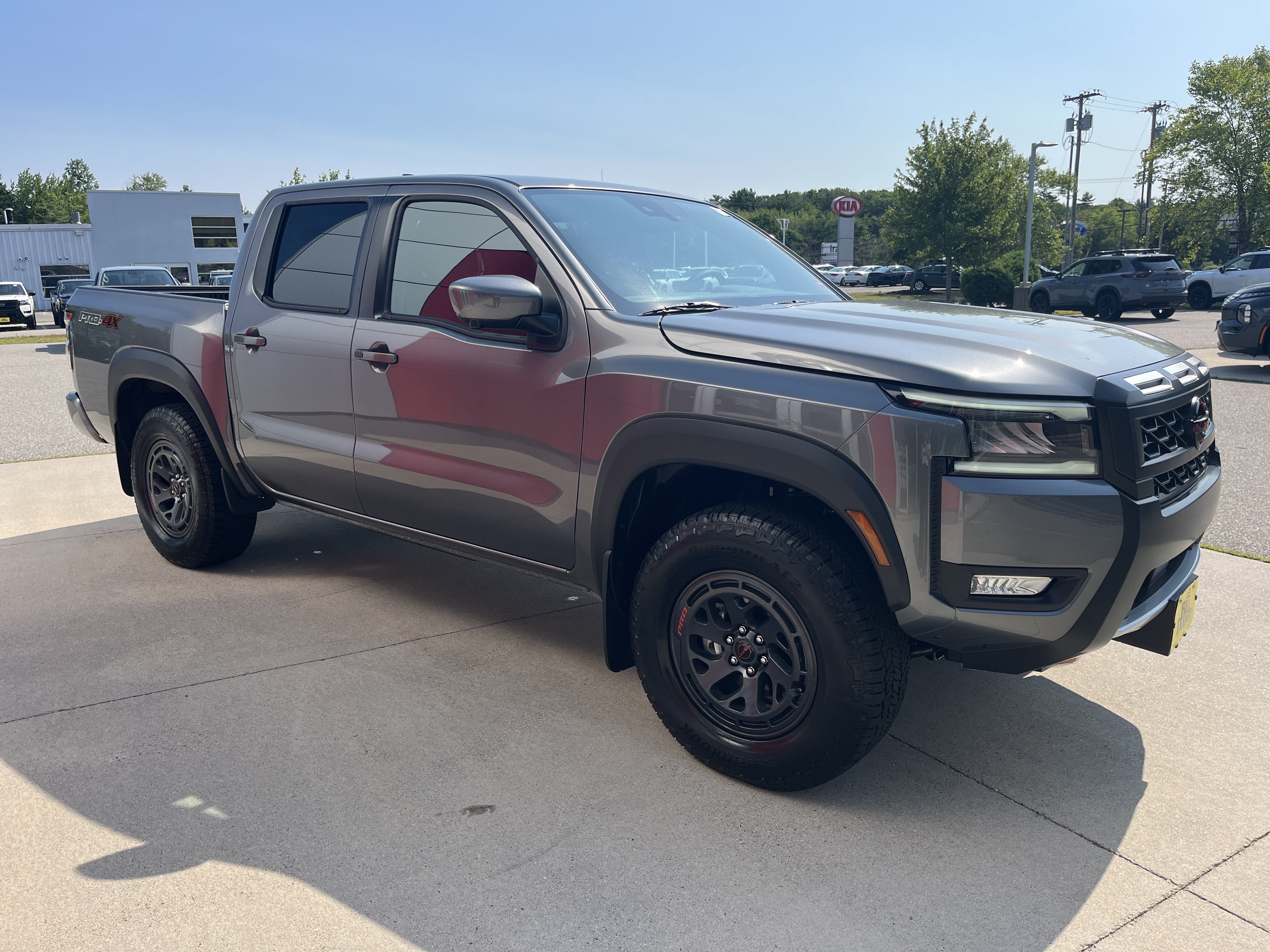New 2026 Nissan Frontier PRO-4X w/ Pro-4x Convenience Package AWD/4WD image 9