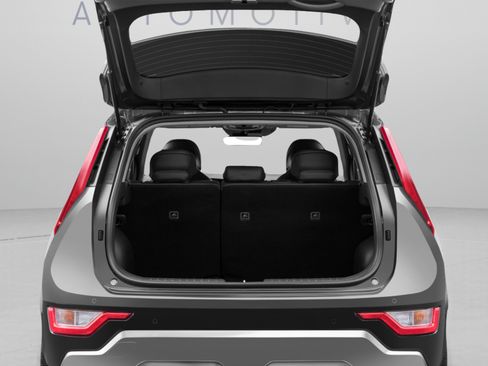 Certified 2025 Kia Niro LX FWD image 14