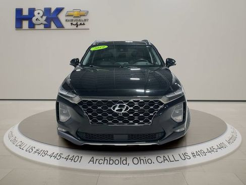 Used 2019 Hyundai Santa Fe AWD image 2