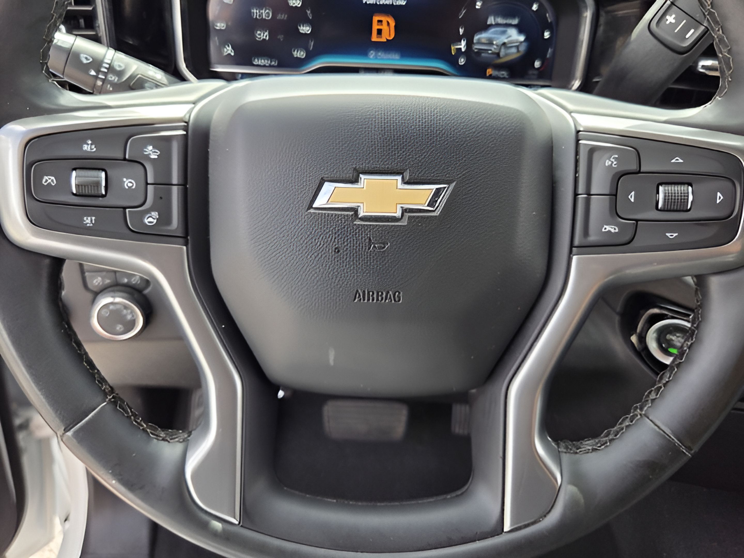 Certified 2025 Chevrolet Silverado 1500 LT RWD image 22