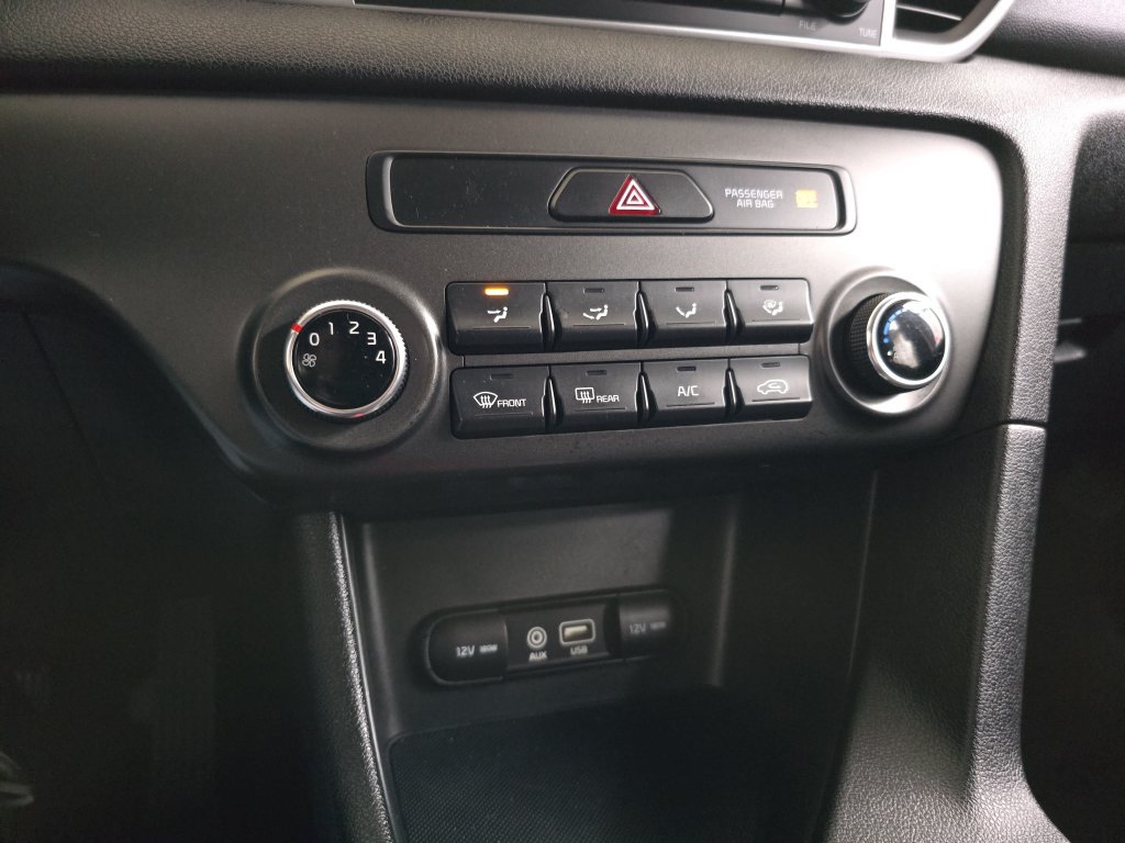 Used 2019 Kia Sportage LX FWD image 25