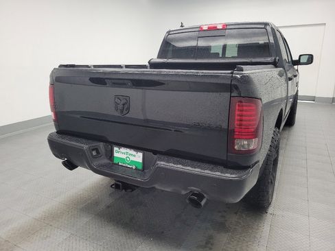 Used 2017 RAM 1500 Sport w/ Black Ram 1500 Sport Group image 7