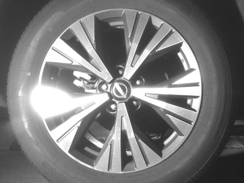 Used 2023 Nissan Rogue SV AWD/4WD image 15