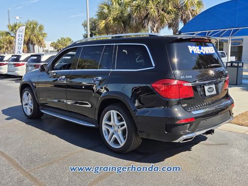 Used 2016 Mercedes-Benz GL 550 4MATIC image 7