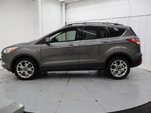 Used 2013 Ford Escape SEL image 9