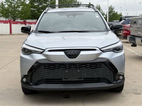 Used 2025 Toyota Corolla Cross AWD Hybrid w/ Convenience Package image 8