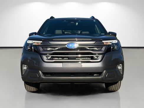 Used 2026 Subaru Forester Premium AWD/4WD image 8
