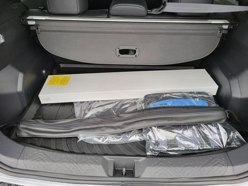 Certified 2025 Subaru Crosstrek 2.5i Limited w/ Crosstrek Mirror Package image 11