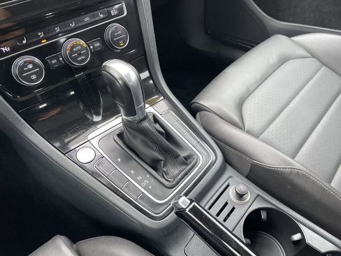 Used 2015 Volkswagen Golf TDI SEL image 20